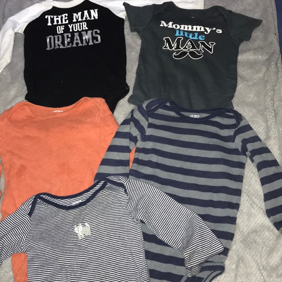 Lot Of Onesies - Picture 1 of 3